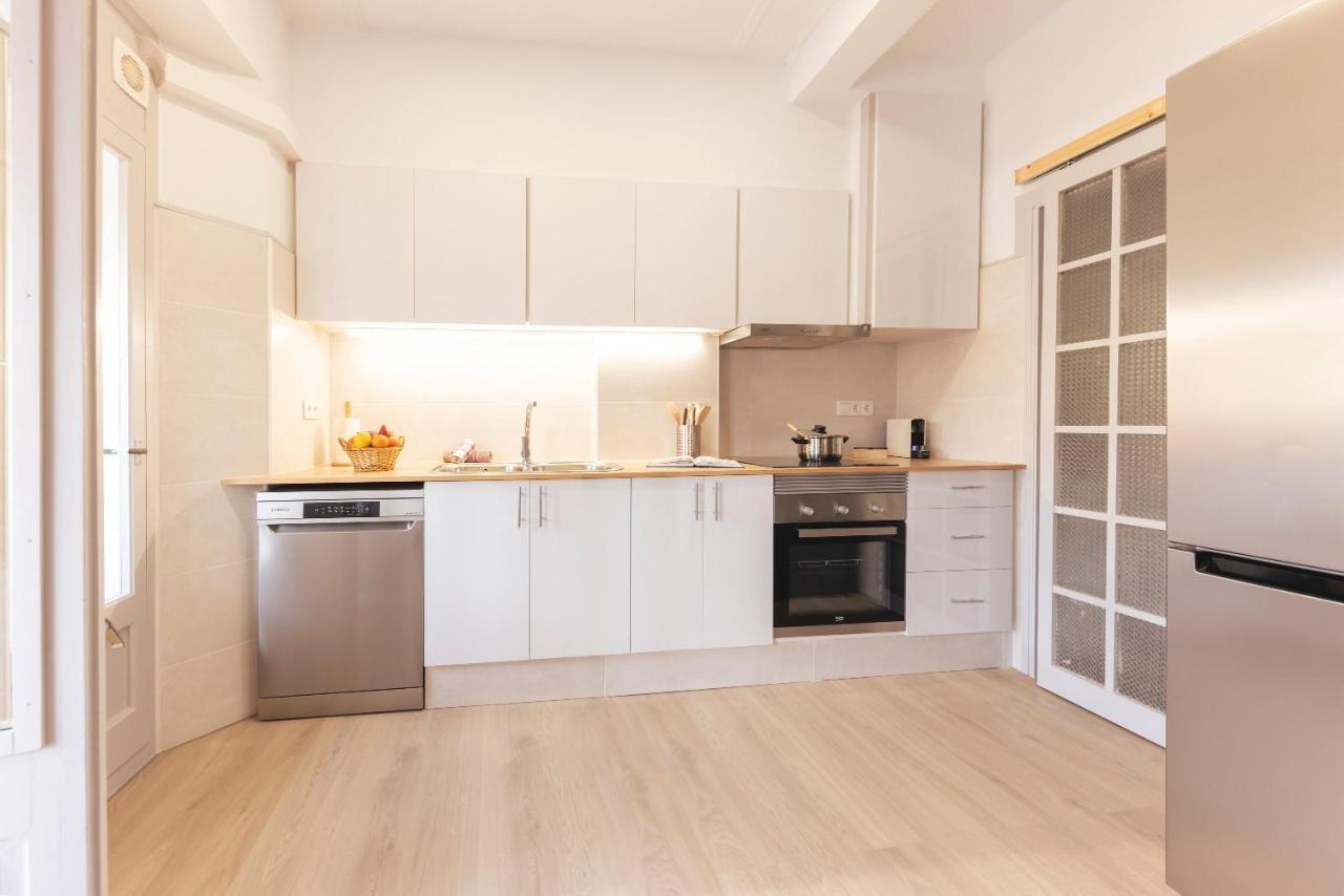 Bravissimo Rambla River View Apartment